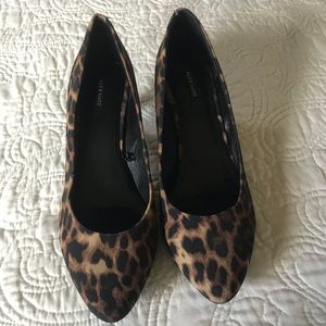 Alex Marie Leopard Heels